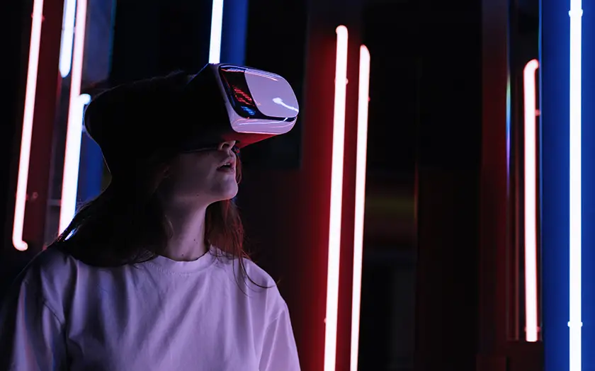 Developing a domestic expansion strategy for a metaverse SNS